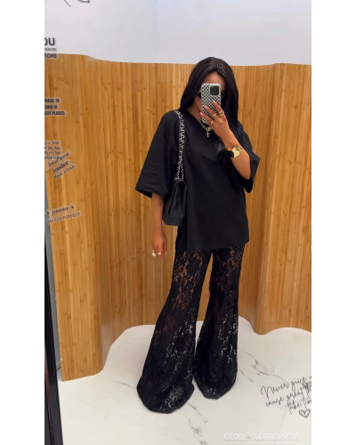 T-shirt z koronkowym tyłem La Milla czarny