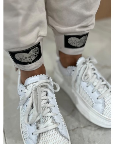 Spodnie dresowe serduszka By o la la...! beżowe