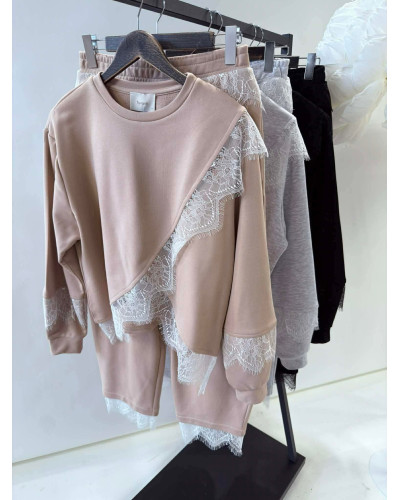 Komplet dresowy z koronką By o la la...! szary melanż