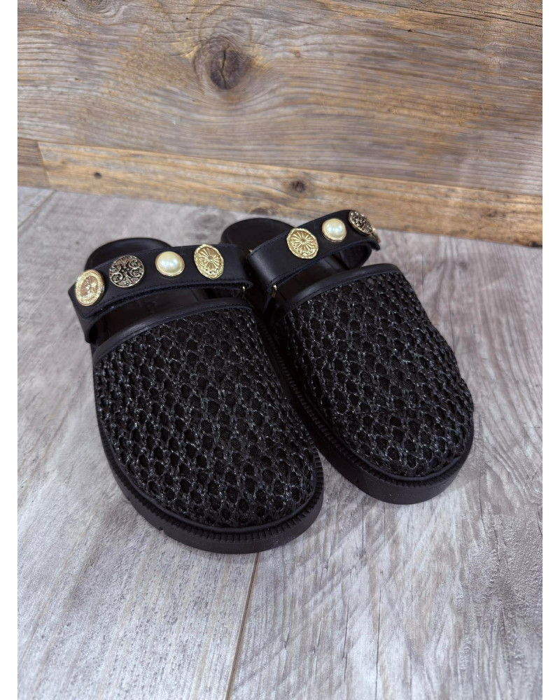 Klapki ażurowe By o la la...! czarne