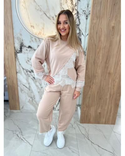 Komplet dresowy z koronką By o la la...! nude