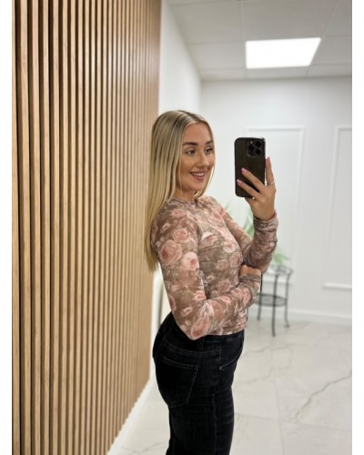 Bluzka siateczka w kwiaty La Milla pudrowy róż z beżem
