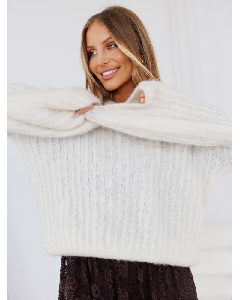 Sweter premium dzwoneczek By o la la...! śmietankowy Sweter premium dzwoneczek By o la la...! śmietankowy