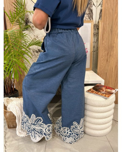 Spodnie a'la jeans z ażurowym wykończeniem By o la la...!